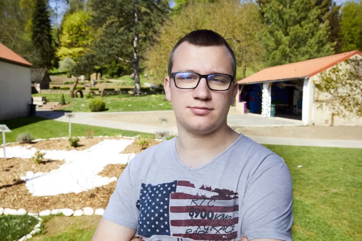 Gros plan d'Enzo